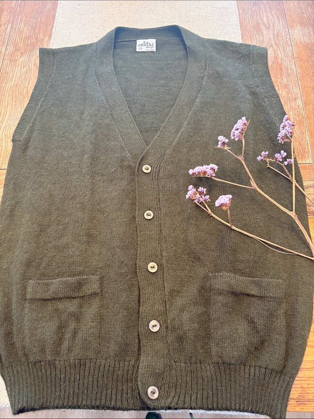 Celitas Olive Green Men’s Button-Front Cardigan Vest with front pockets XXL